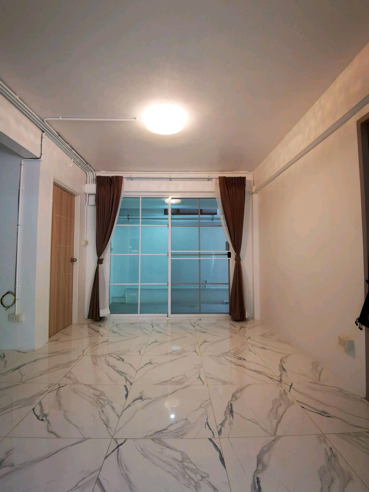 ให้เช่าบ้านรัชดา ห้วยขวาง : บ้านเดี่ยวห้วยขวาง สุทธิสาร รีโนเวท เหมือนปลูกใหม่ 