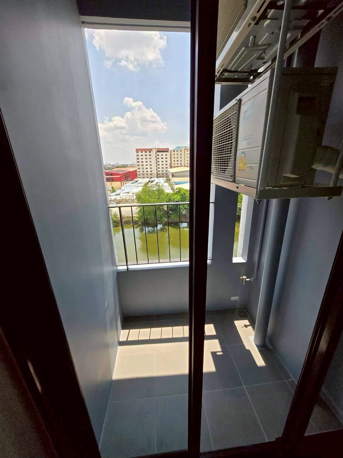 ให้เช่าคอนโดปทุมธานี รังสิต ธรรมศาสตร์ : 📍ให้เช่าคอนโด Atmoz Kanaal Rangsit  ใกล้ ม.รังสิต