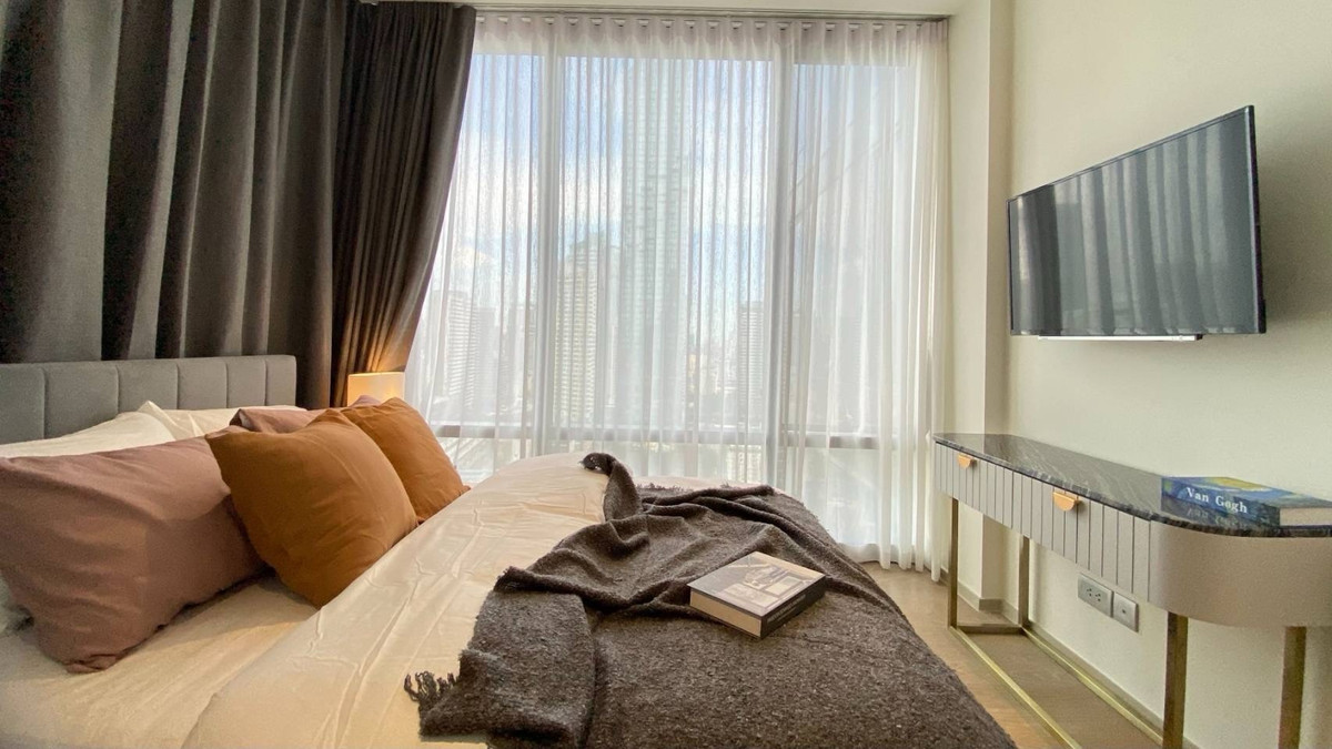 For RentCondoSilom, Saladaeng, Bangrak : For Rent Ashton Silom 2 Bedroom price 70,000 baht contact 0869017364