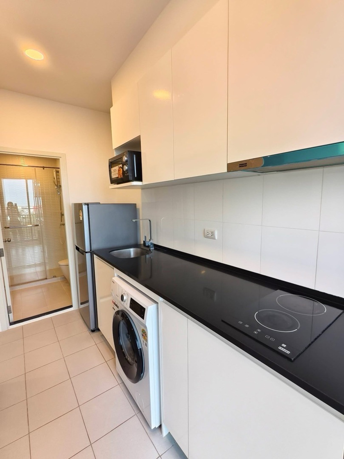 ให้เช่าคอนโดเกษตรศาสตร์ รัชโยธิน : 🔥🏙️ ลดราคาพิเศษ | ใกล้ ม.เกษตร + มีรถรับส่ง BTS | Chewathai Kaset-Nawamin 🚄💖