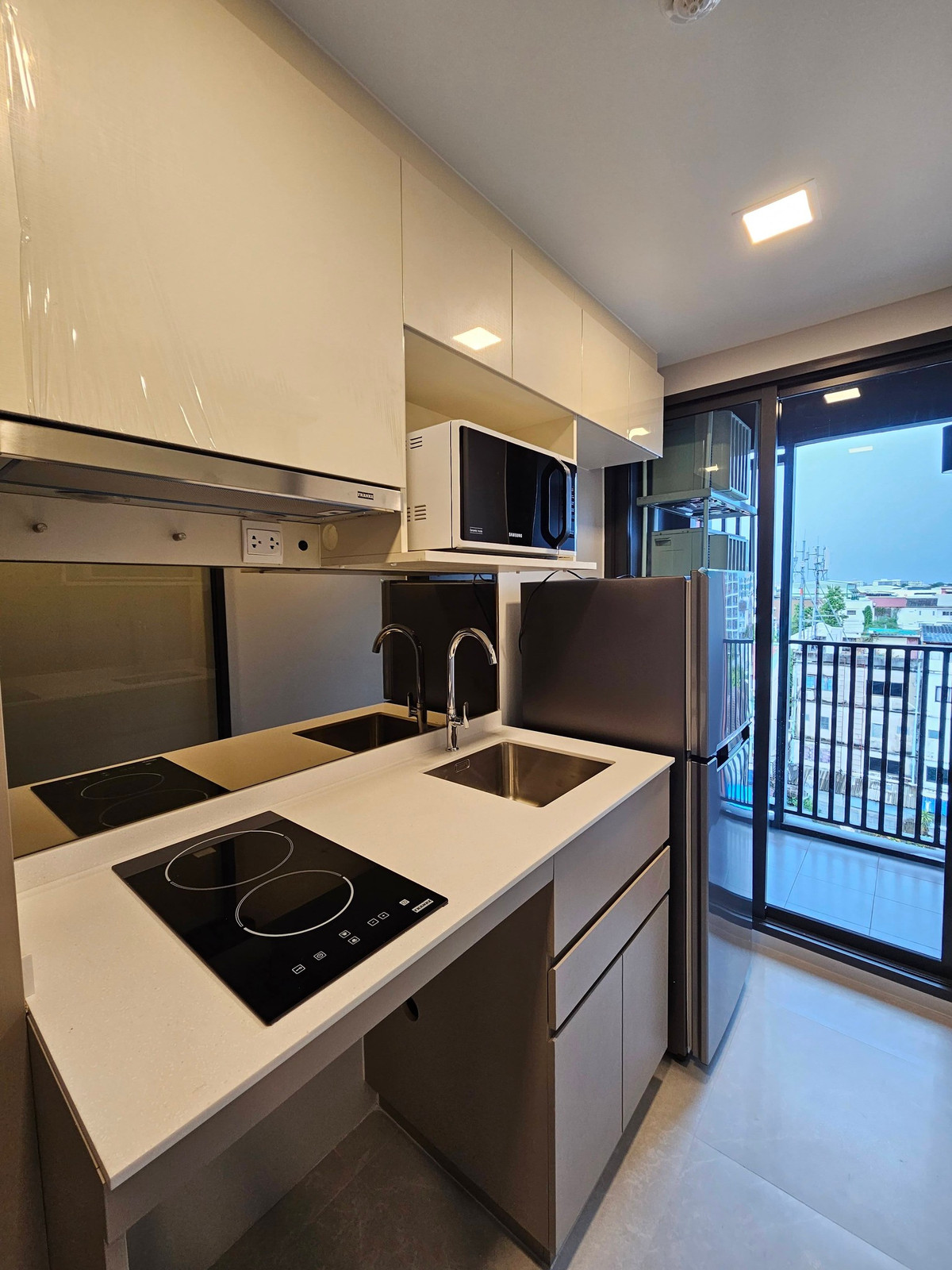 For RentCondoOnnut, Udomsuk : E281 🎉310369 Condo for Rent The Privacy S101