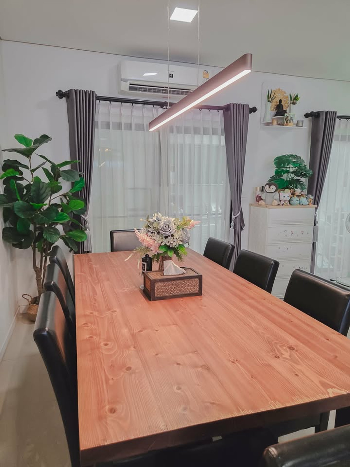 ขายทาวน์โฮมขอนแก่น : ทาวน์โฮม 2 ชั้น พฤกษา แอร์พอร์ต แต่งสวย ใกล้สนามบินขอนแก่น เฟอร์ครบ หิ้วกระเป๋าเข้าอยู่ได้เลย