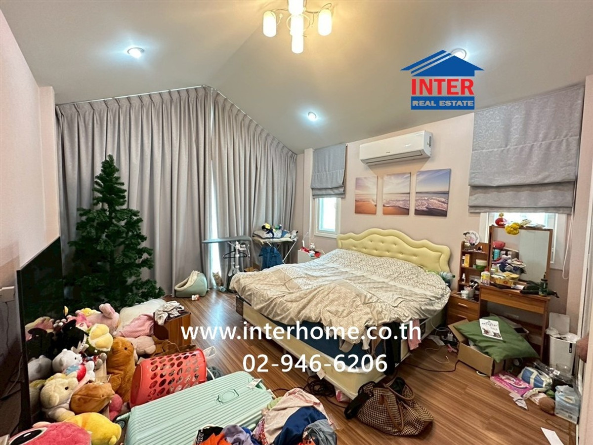 For SaleHouseSamut Prakan,Samrong : 2-story detached house, 55.1 sq m, Supalai Park Ville Village 1. Bangna-Theparak Near Chao Pho Kong Phet Shrine Soi Adul Sasanakarn Bangna-Trad Road, Theparak Road, Bang Phli, Samut Prakan