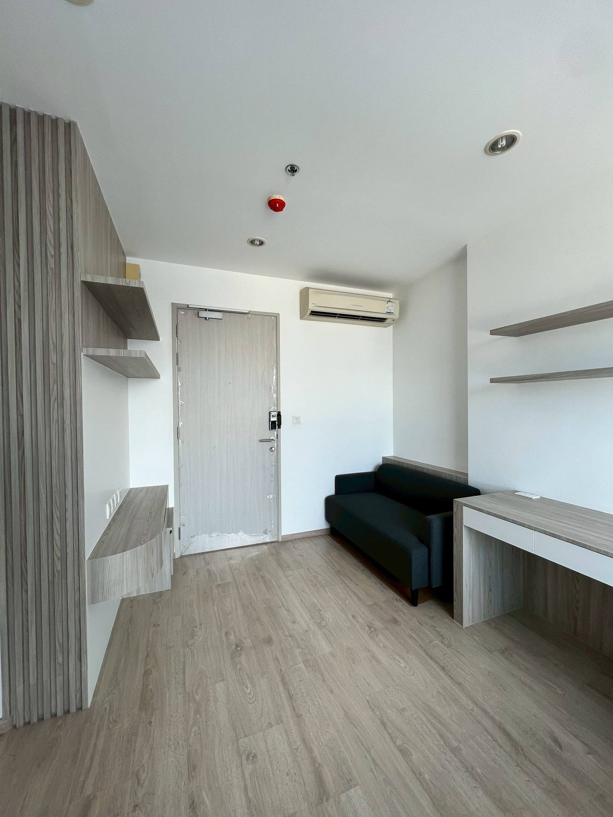 ขายคอนโดสยาม จุฬา สามย่าน : Ideo Q Chula Samyan【𝐒𝐄𝐋𝐋 & 𝐑𝐄𝐍𝐓】🔥ดีไซน์เฉียบ สื่อความโมเดิร์นเต็มตัว🔥 ติดต่อไลน์ไอดี: @hacondo