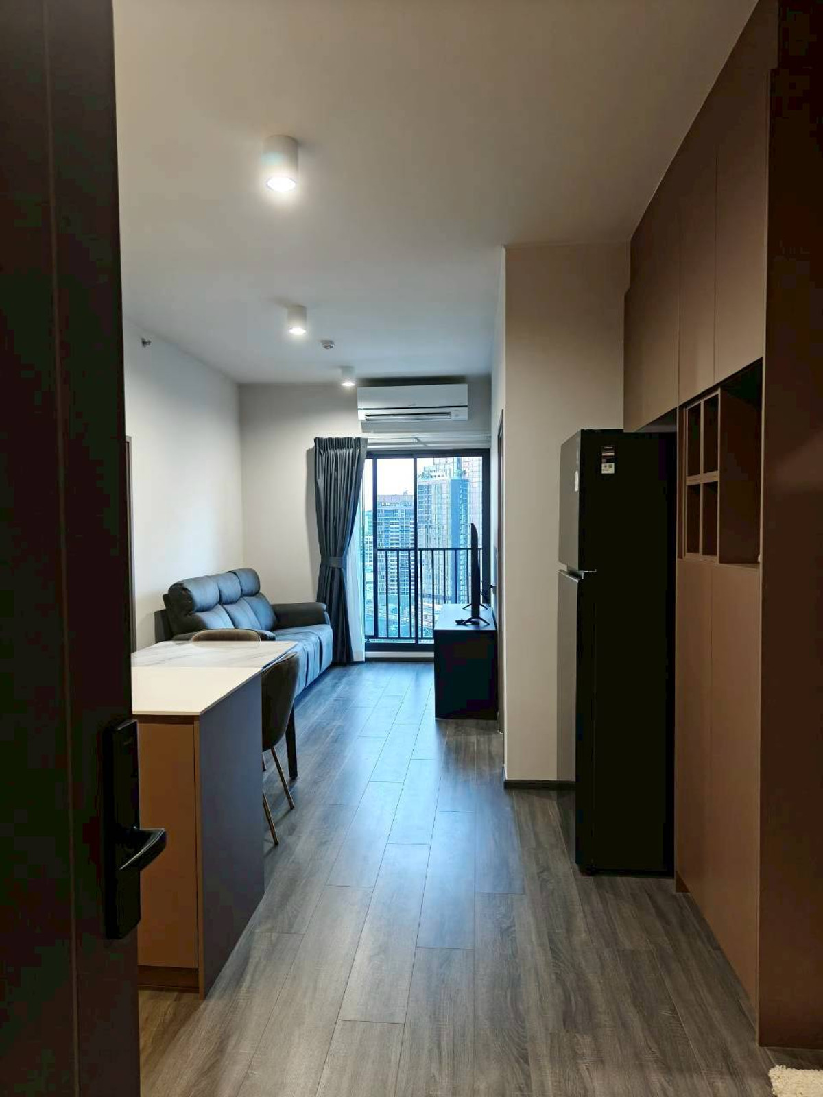 ให้เช่าคอนโดคลองเตย กล้วยน้ำไท : Line @assetcorner Welcome Co มีห้องว่างใหม่ทุกเดือน 1 Bed/ 1 Bed Plus/ 2 Bed