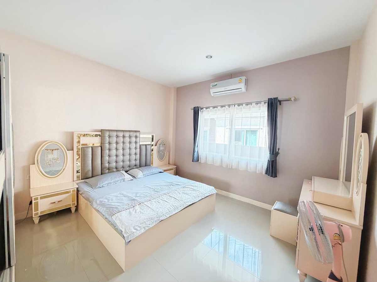 For SaleHousePattaya, Bangsaen, Chonburi : Rawiphon Village Rom Sai Nong Pla Lai / 3 Bedrooms (FOR SALE) BEWN144