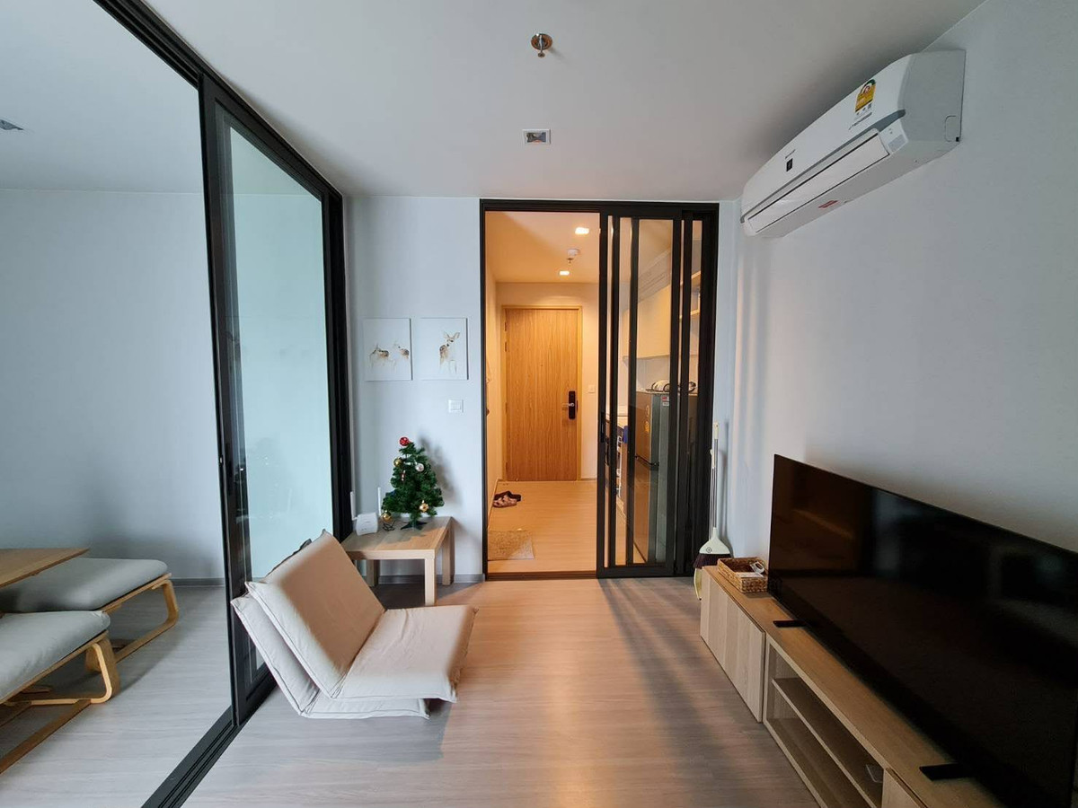 ให้เช่าคอนโดท่าพระ ตลาดพลู วุฒากาศ : ⭐️ Life Sathorn Sierra ⭐️ 1 Bedroom plus ห้องสวยตกแต่งอย่างดี มีเฟอร์นิเจอร์พร้อมอยู่