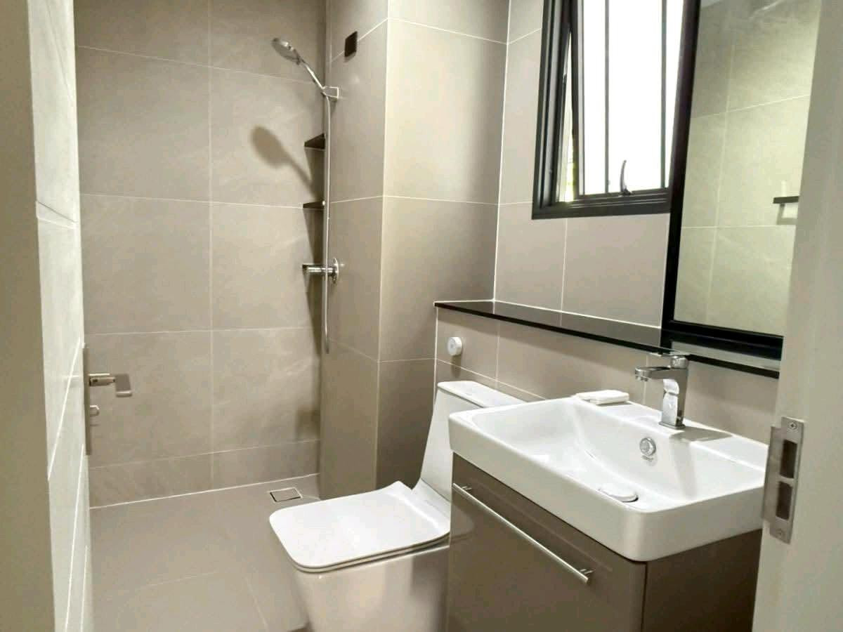 ให้เช่าบ้านปทุมธานี รังสิต ธรรมศาสตร์ : Salila 🚩for rent Bangkok Boulevard ติวานนท์–รังสิต (โซนบางกะดี)
บ้านเดี่ยว 2 ชั้น | บ้านใหม่ พร้อมเข้าอยู่