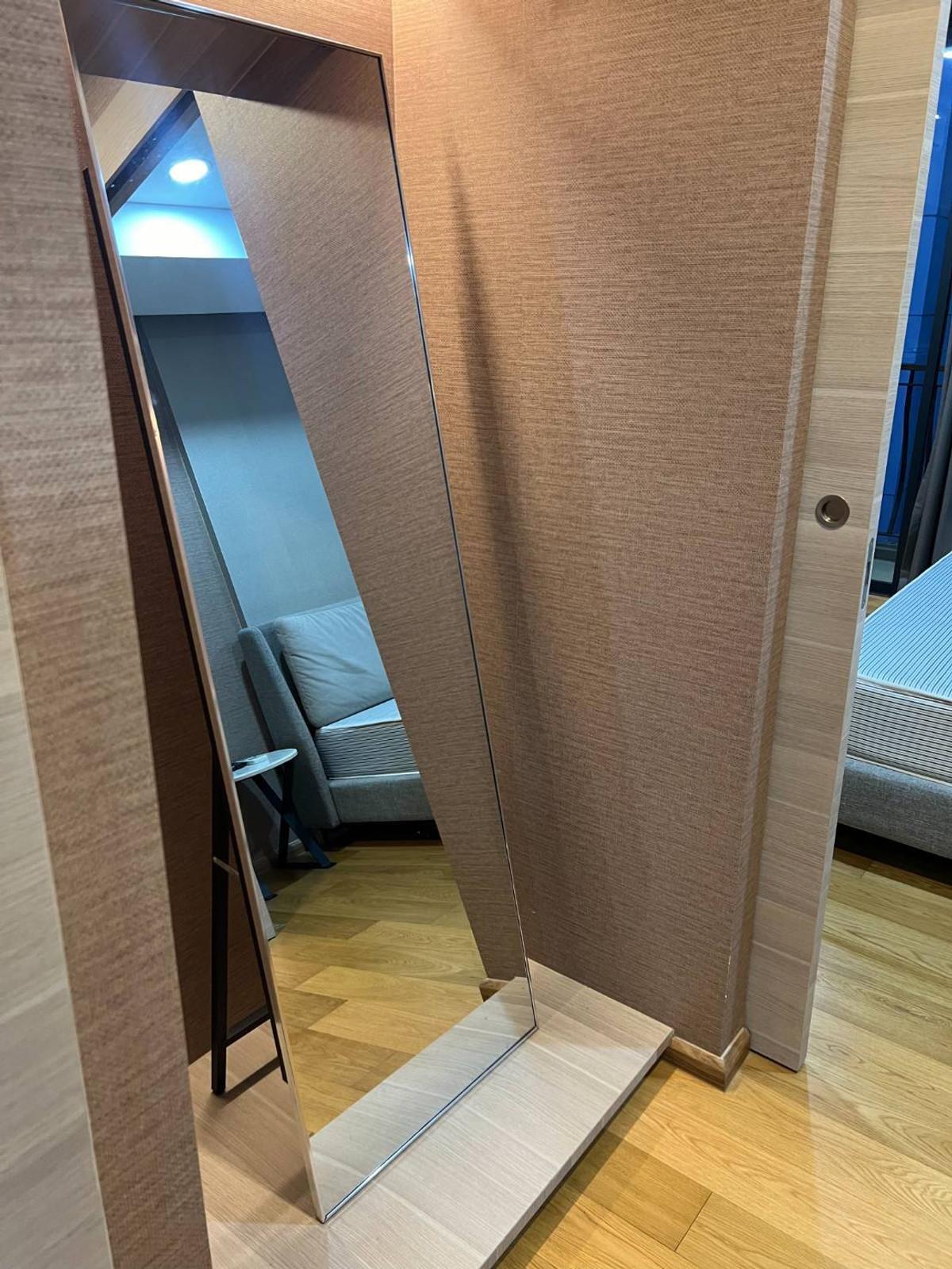 ให้เช่าคอนโดวิทยุ ชิดลม หลังสวน : ให้เช่า Klass Langsuan 1นอน 48ตรม. ใกล้ BTS ชิดลม ห้องสวยพร้อมอยู่