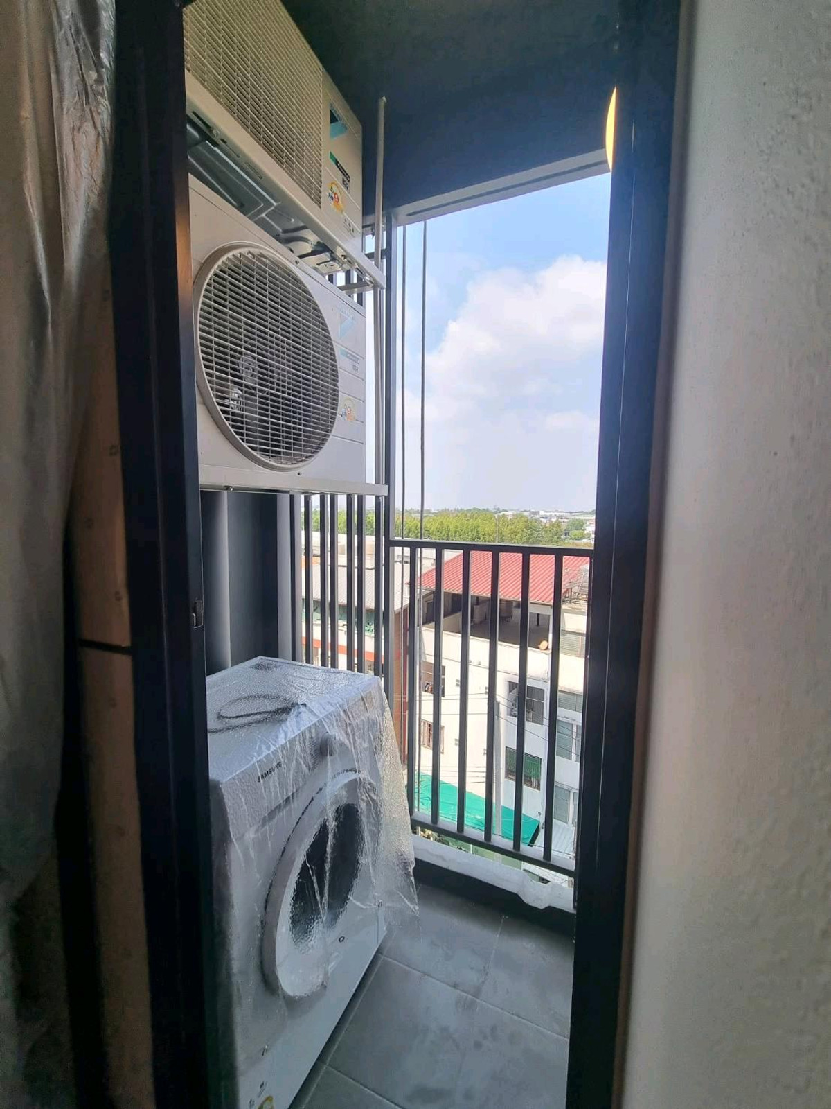 For RentCondoVipawadee, Don Mueang, Lak Si : ♥️ So Origin, new luxury condo, near BTS Sai Yut, Don Mueang Airport, for rent only 13,000 baht, beautiful room, complete 🥰🥰