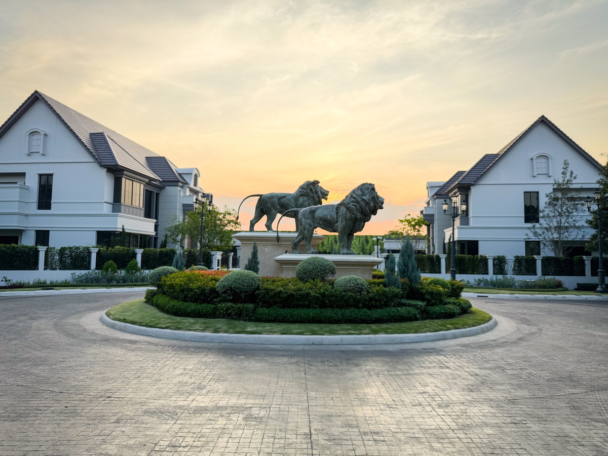 ให้เช่าบ้านเกษตรศาสตร์ รัชโยธิน : 🔥 FOR RENT🔥 | นาราสิริ พหล–วัชรพล  บ้านหรูใหม่เอี่ยม 100% ไม่เคยเข้าอยู่ เฟอร์ครบ พร้อมเข้าอยู่ทันที ✨