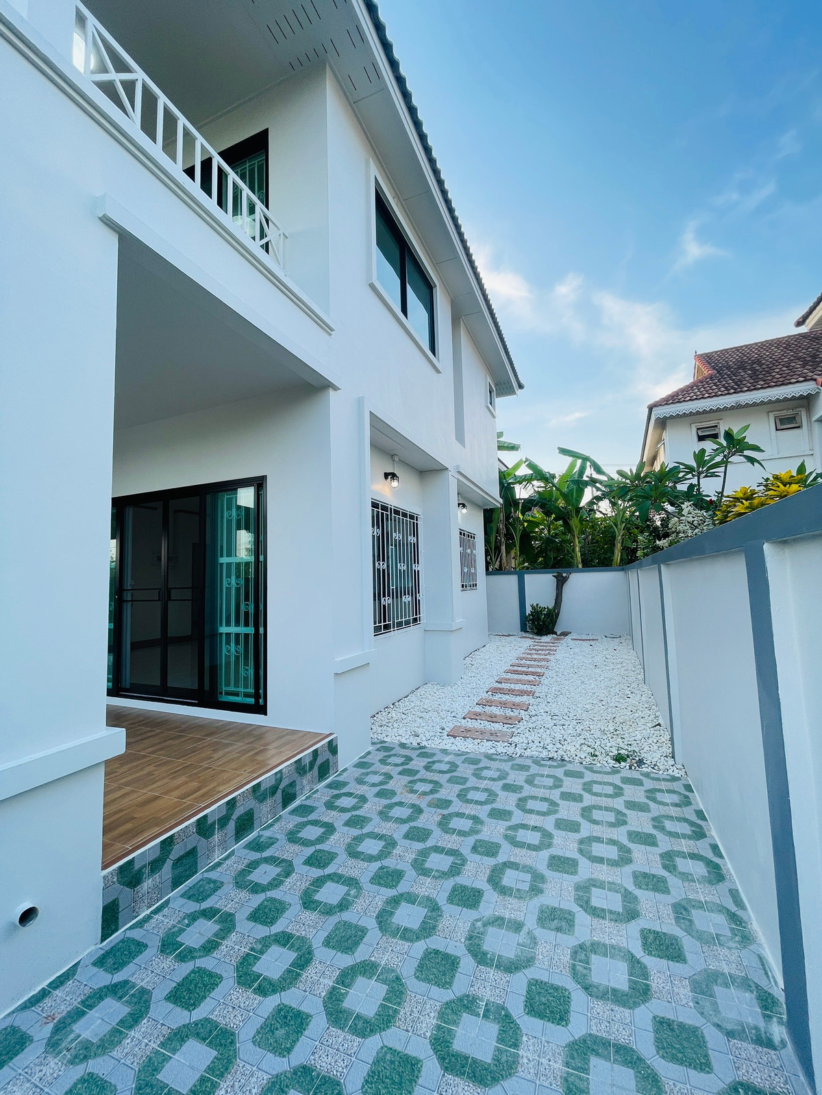 For SaleHouseNonthaburi, Bang Yai, Bangbuathong : Single house for sale, Imperial Laguna 2, Bang Bua Thong, 56 sq m, newly decorated, lots of space, free transfer.