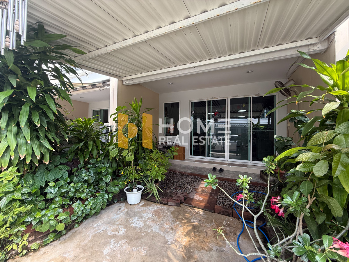 For SaleTownhomePattanakan, Srinakarin : Baan Klang Muang S - Sense Srinakharin / 4 Bedrooms (FOR SALE) GNG034