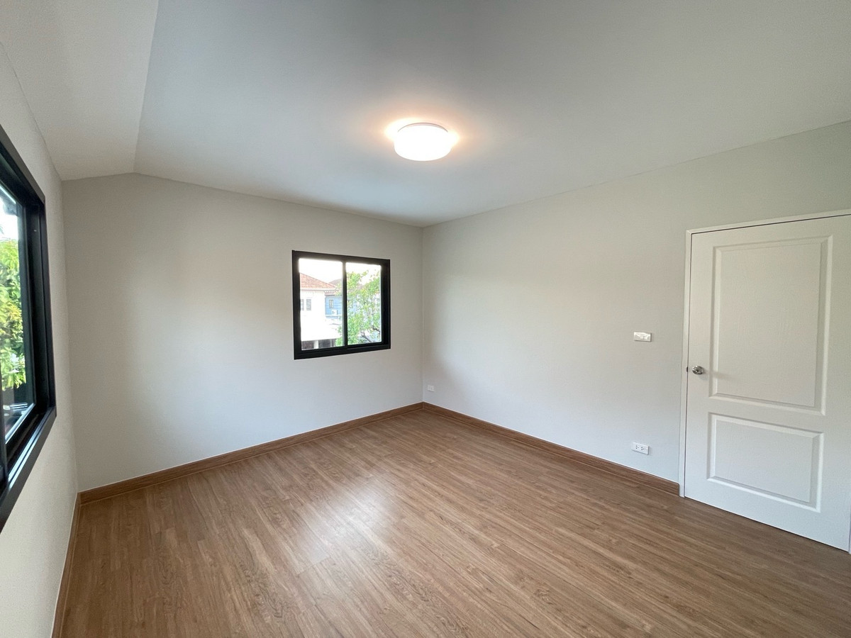 ขายบ้านมีนบุรี-ร่มเกล้า : บ้านเดี่ยวรีโนเวทใหม่พร้อมเข้าอยู่