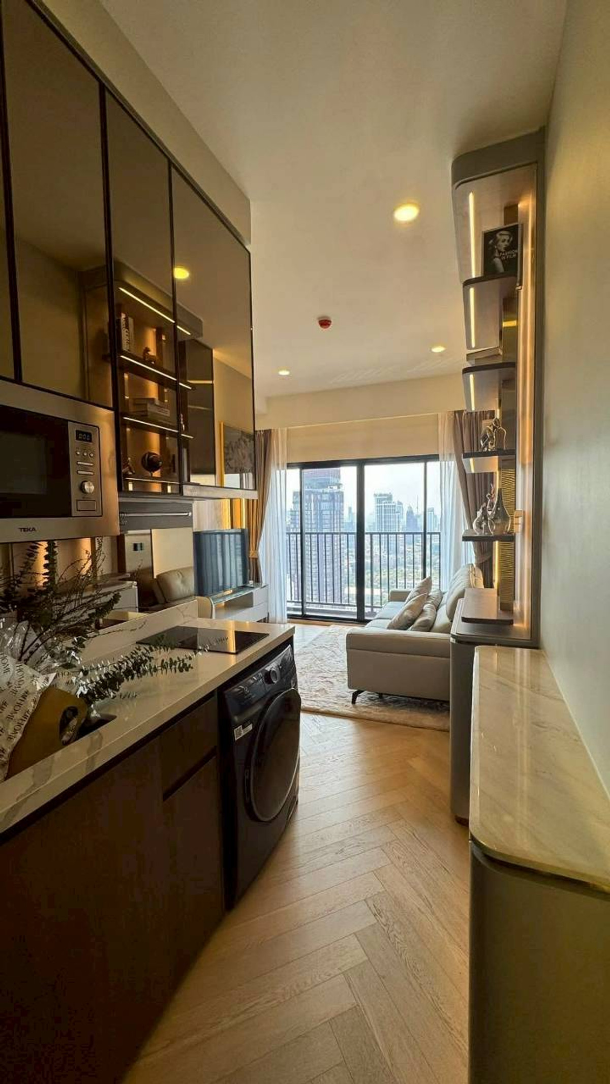 ให้เช่าคอนโดสุขุมวิท อโศก ทองหล่อ : ✅ PORTL121  ✅ Line : @p2nproperty