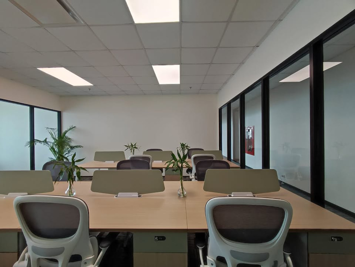 ให้เช่าสำนักงานคลองเตย กล้วยน้ำไท : ✅เซอร์วิซออฟฟิศ สำนักงานให้เช่า พระราม4 คลองเตย อาคาร ปัน ทาวเวอร์ ( PUNN TOWER ) พื้นที่ขนาด 41 - 99 ตร.ม. ราคาเช่าเริ่มต้นที่ 1,200 บาท/ตารางเมตร Fully Furnished ตกแต่งพร้อม ใกล้รถไฟฟ้าใต้ดิน MRTคลองเตย ย่านคลองเตย, พระราม4, ลุมพินี, ศูนย์ประชุมแห่งชาติ