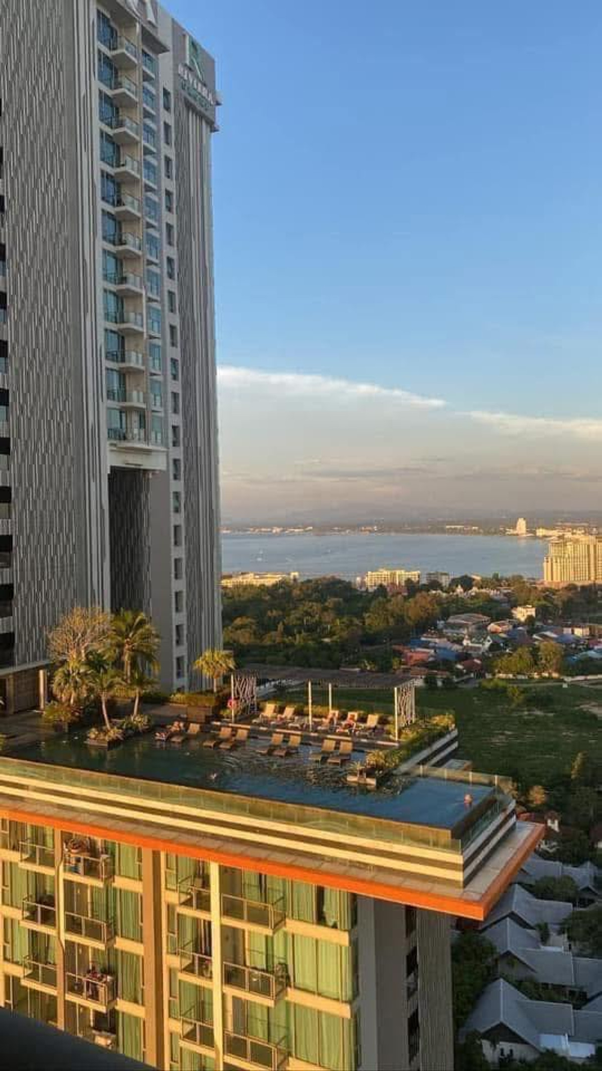 For SaleCondoPattaya, Bangsaen, Chonburi : The Riviera Wong Amat Beach / Studio (FOR SALE), The Riviera Wong Amat Beach / Studio (FOR SALE) BEWN147