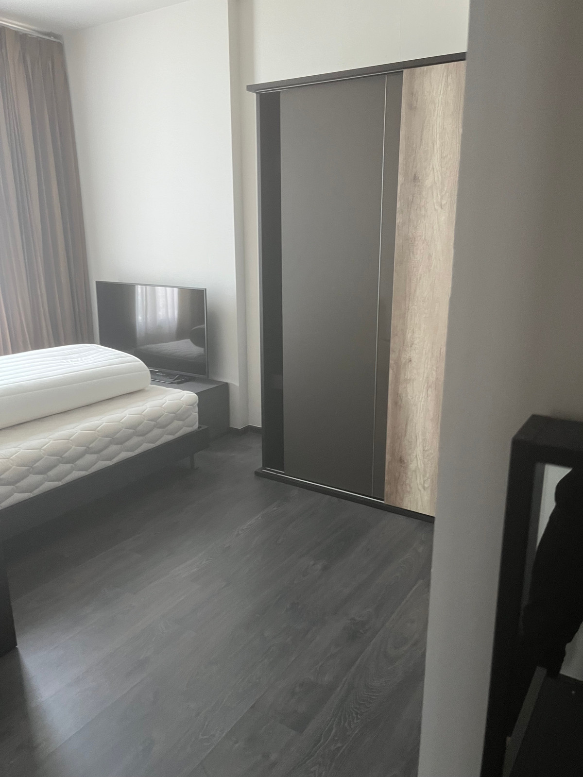 ให้เช่าคอนโดสุขุมวิท อโศก ทองหล่อ : For Rent CondoEdge Sukhumvit 23 Fully furnished (S15-10818)