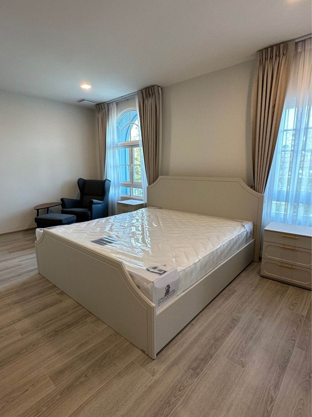 ให้เช่าบ้านบางนา แบริ่ง ลาซาล : ให้เช่า Villagio3 ศรีนครินทร์-บางนา  ( N1-1205 ) บ้านใหม่ทำเลดี ติดคลับเฮาส์ Villagio3 (New project) ตำแหน่งบ้านติดโซนใกล้ส่วนกลางในโครงการ , ทำเลสวย 