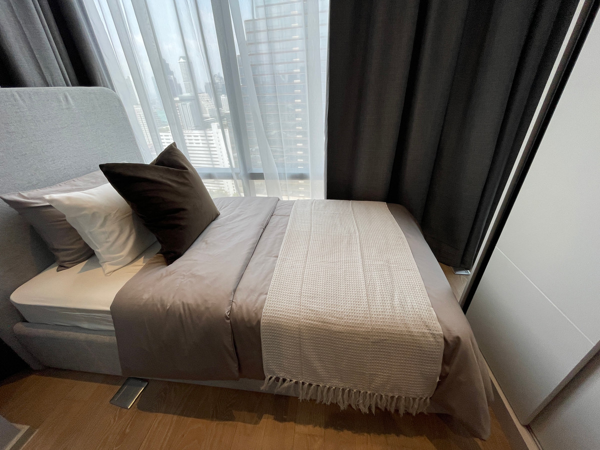 ขายคอนโดสีลม ศาลาแดง บางรัก : [THE PEAK OF SILOM] ASHTON SILOM – Rare 2BR Unit | ชั้น 32 วิวขอบฟ้า ประสบการณ์อยู่คอนโดที่เหมือนอยู่บ้าน 