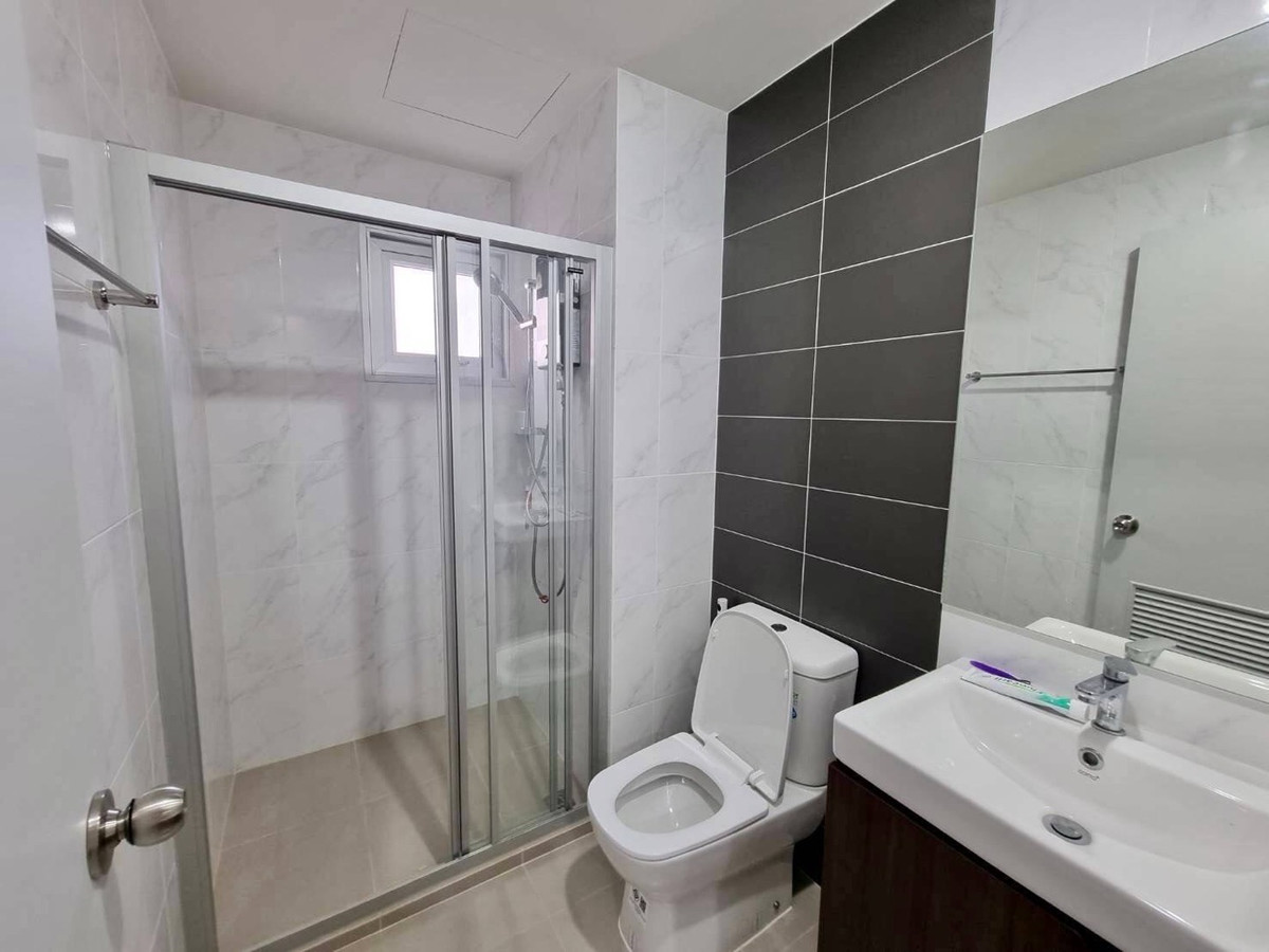 For RentCondoPinklao, Charansanitwong : 🌿Looking for tenants in advance🌈18th floor, 30.5 sq m.🌥️Beautiful built-in room