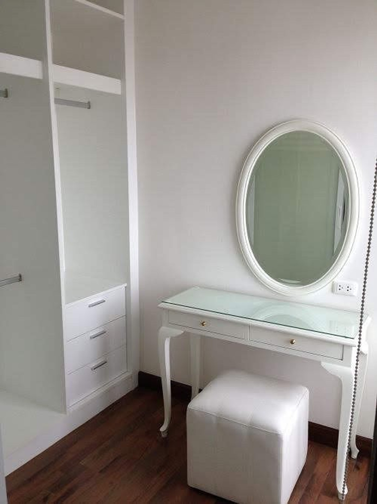 For RentCondoWongwianyai, Charoennakor : (For rent) Q Huuse Sathorn 2-BR 64.4 Sq.m., fully furnished, electrical appliances, high floor, open view ㅡ Near 🚆BTS Krung Thonburi