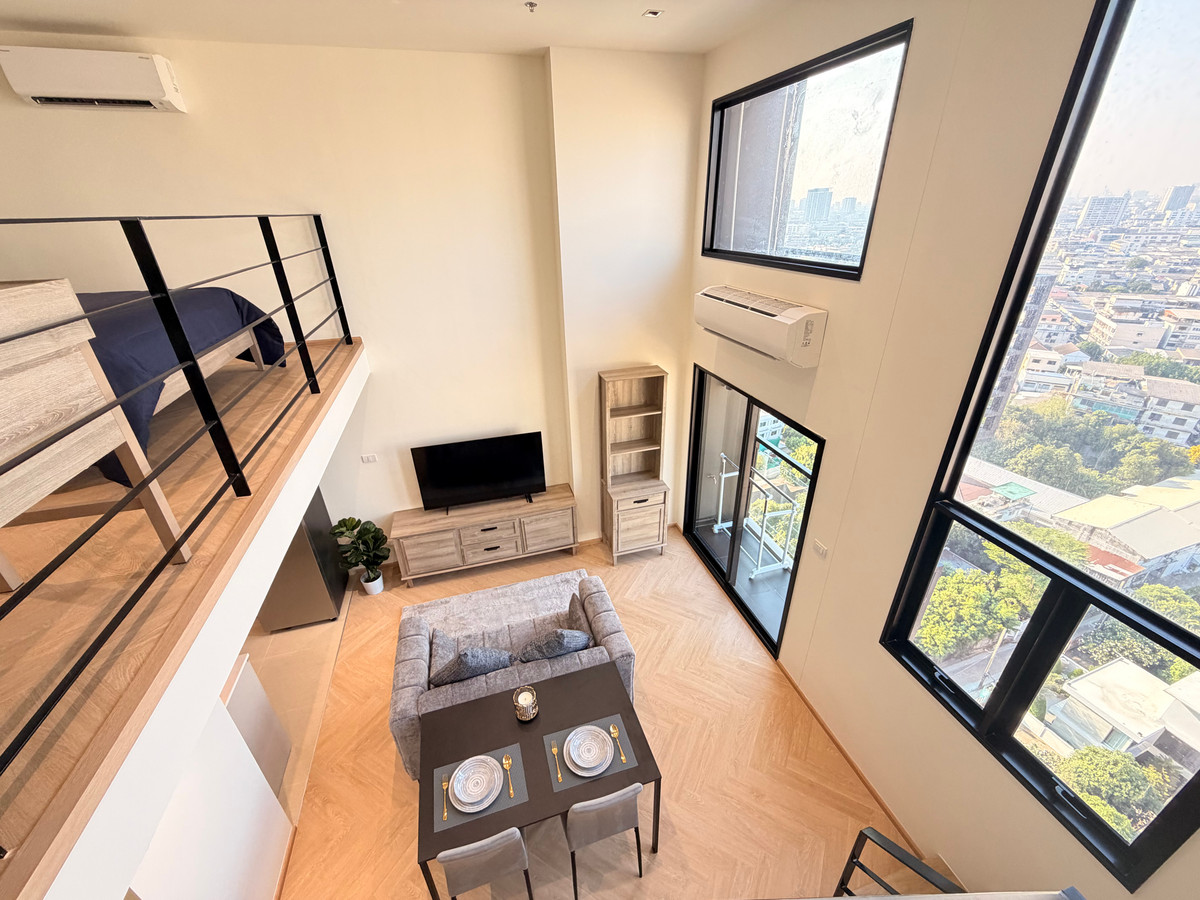 For RentCondoWongwianyai, Charoennakor : Loft Duplex room, fully furnished, ready to move in, free WiFi throughout the contract.