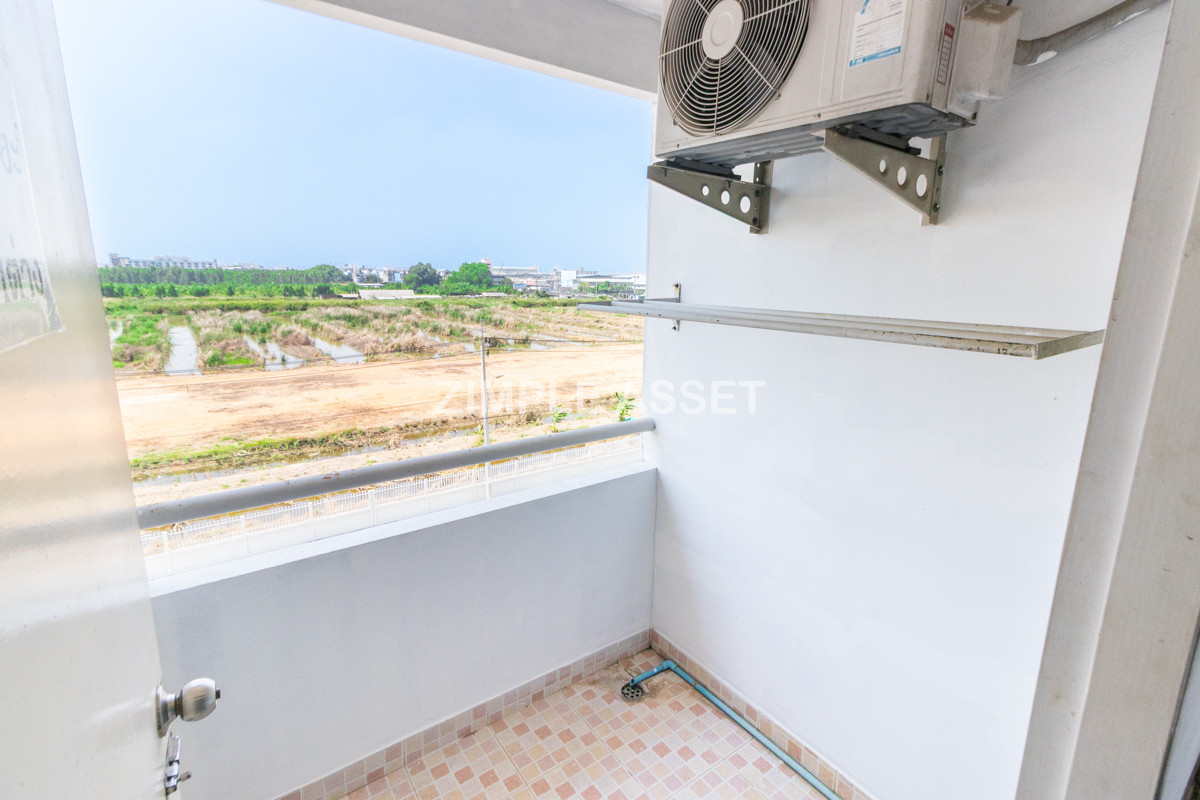 For RentSamut Prakan,Samrong : Line ID: @zimple_asset  Apartment with exclusive price near Bang Phli Industrial Estate, furnished, secure, ready to move-in and near market and supermarket.