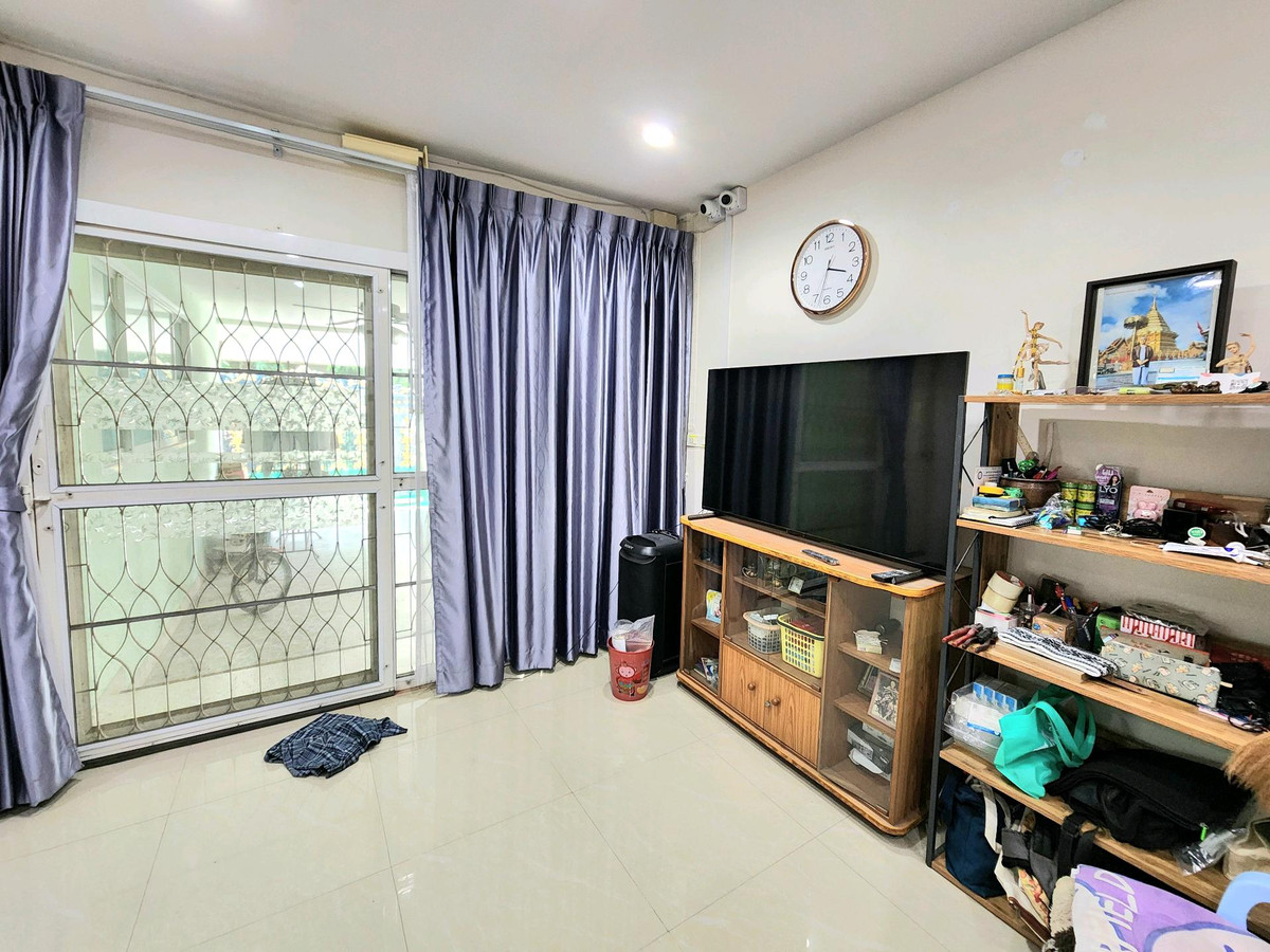 For SaleBang Sue, Wong Sawang, Tao Pun : Single-story house, Bang Sue location, near the market, near Yothinburana School.