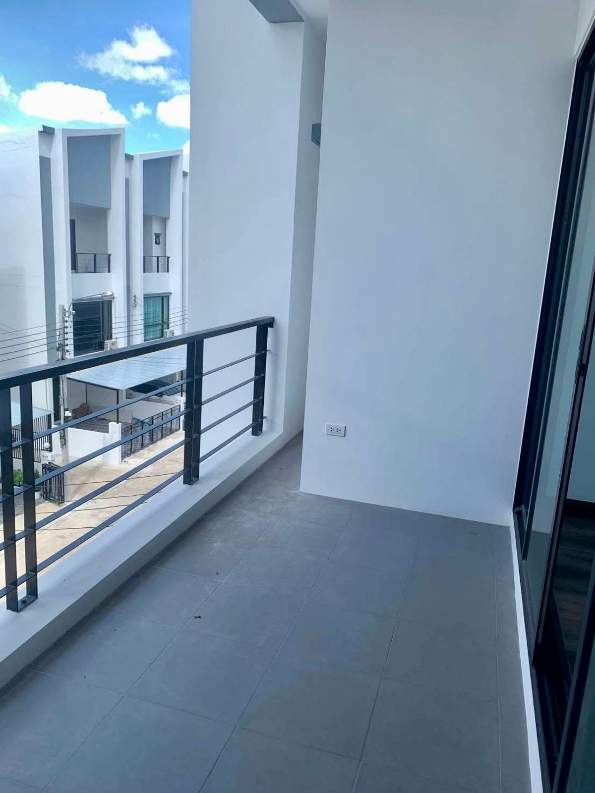 For SaleTownhomeOnnut, Udomsuk : Cordiz at Udomsuk / 3 Bedrooms (FOR SALE), Cordiz at Udomsuk / 3 Bedrooms (For Sale) GNG058