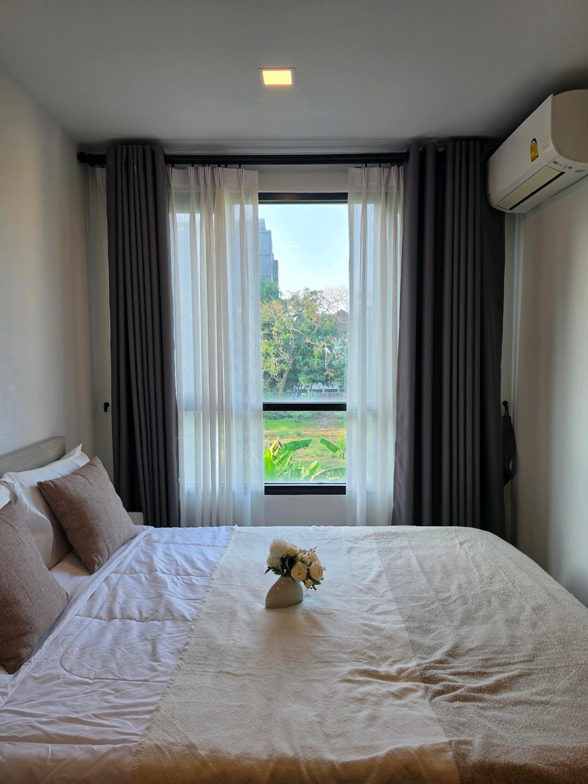 For RentCondoRatchadapisek, Huaikwang, Suttisan : 🚩For Rent: The Collect Ratchada 32 / 28 Sqm. / 3 fl. / Garden View