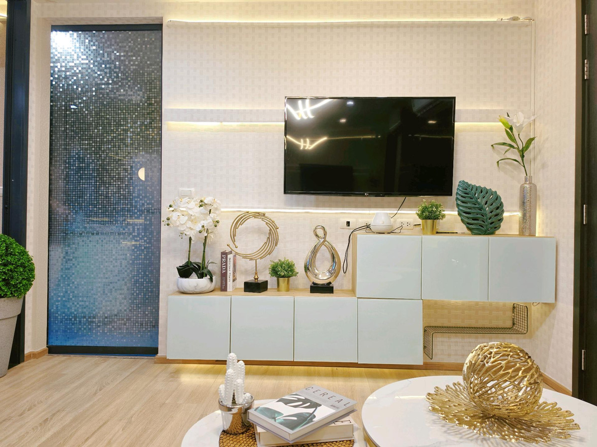 ให้เช่าคอนโด : [Owner Post] Newly Renovated/ 1bed 1bath / Fully Furnished 