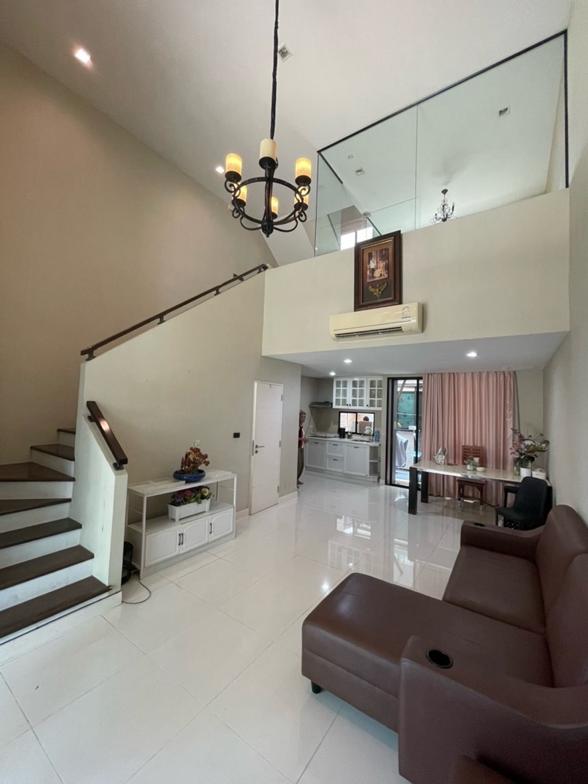 ขายทาวน์โฮมเกษตรศาสตร์ รัชโยธิน : ขาย บ้านกลางเมืองวิภาวดี  ซอยวิภาวดี 64 เเจ้งวัฒนะซอย 1 ใกล้ bts ราชภัฎพระนคร ม เกษตร ม ศรีปทุม เเละรถไฟฟ้าสายสีเเดง