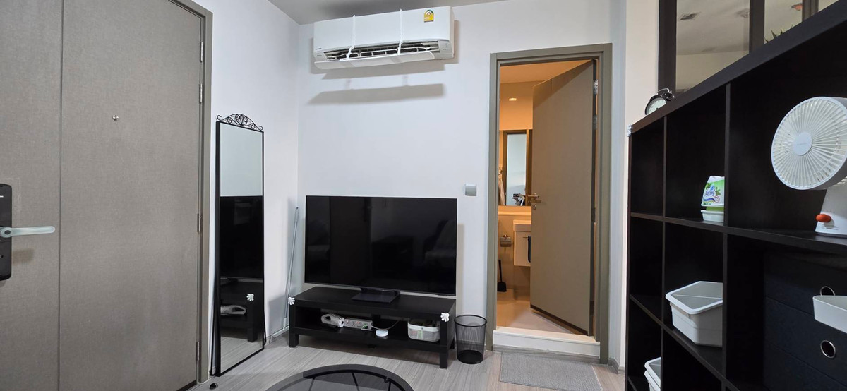 ให้เช่าคอนโดพระราม 9 เพชรบุรีตัดใหม่ RCA : ✨🏙️ให้เช่า Life Asoke Hype ห้องสวย ทำเลทอง ใกล้ MRT เพียง 300 ม. พร้อมอยู่ทันที! 🏙️✨