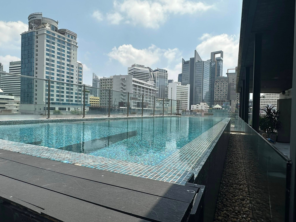 ให้เช่าคอนโดวิทยุ ชิดลม หลังสวน : ให้เช่าคอนโด The Tempo Ruamruedee  2 ห้องนอน 2 ห้องน้ำ (มีห้องอเนกประสงค์ 1 ห้อง รวมเป็น 3 ห้อง ) ห้องมุม เงียบสงบ พร้อมเข้าอยู่