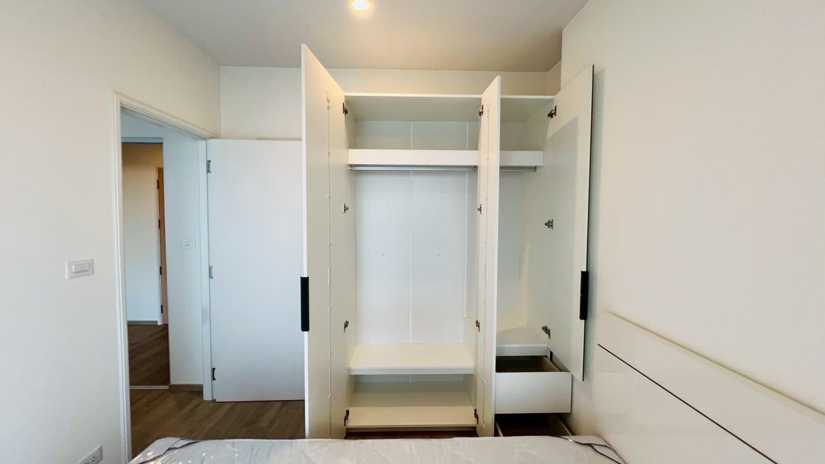 ให้เช่าคอนโดแจ้งวัฒนะ เมืองทอง : E270 🎉300369 ให้เช่าคอนโด Lumpini Place Chaengwattana-Pakkret Station