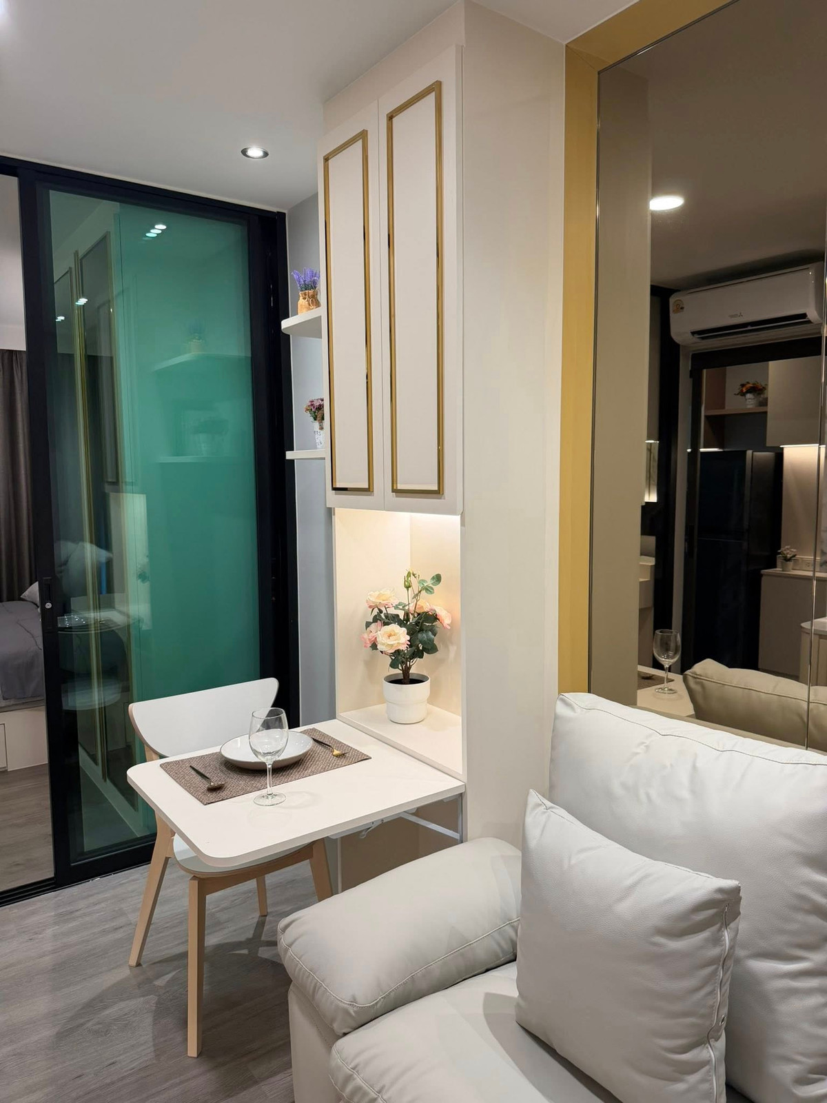 For RentCondoThaphra, Talat Phlu, Wutthakat : Condo for rent near BTS Wutthakat | Regent Home Wutthakat | 1 bedroom, fully furnished, ready to move in, near The Mall Tha Phra and ICONSIAM.