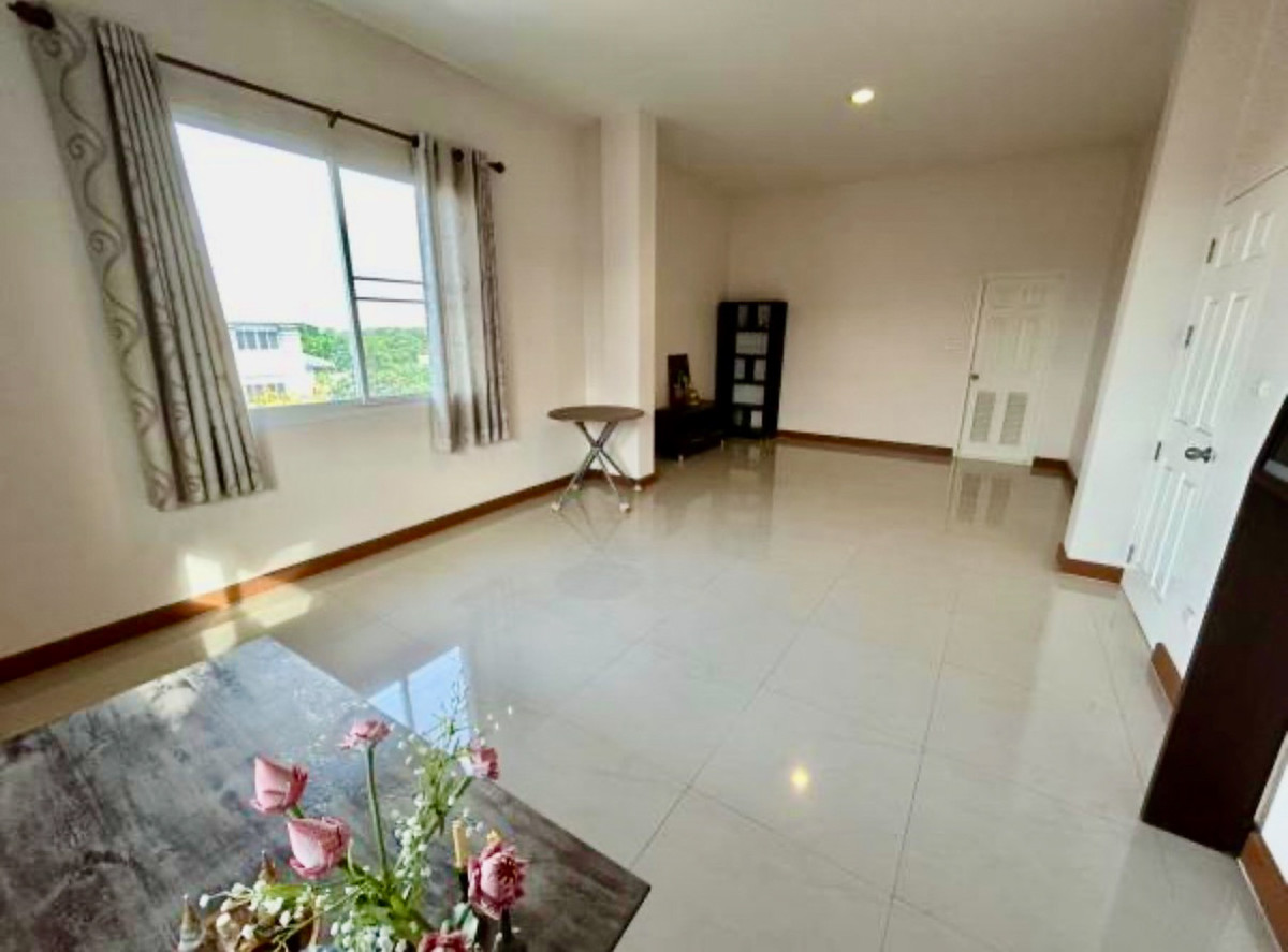 For RentOnnut, Udomsuk : Fahluang Ville Village, Soi Sukhumvit 101 / 5 bedrooms (for rent), Fahluang Ville Sukhumvit 101 / 5 Bedrooms (FOR RENT) GNG042