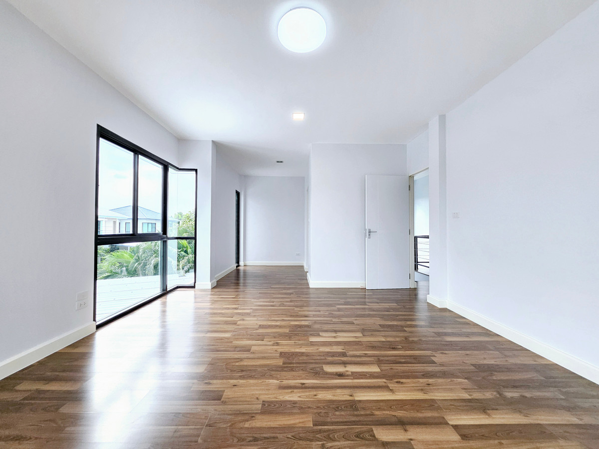 For RentHouseRama 2, Bang Khun Thian : Pet-Friendly ! 6-Bedroom Renovated Home with Private Garden✨