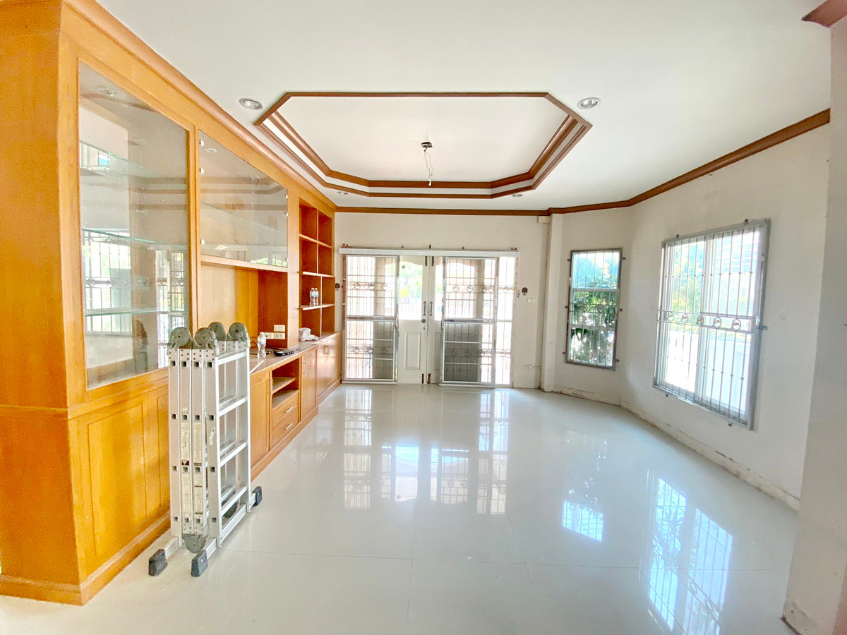 ขายบ้านพัทยา บางแสน ชลบุรี สัตหีบ : H0800♚ขาย บ้านเดี่ยว 3 ห้องนอน⚝หมู่บ้านมณีรินทร์บางแสน♜099-5919653,065-9423251▚Line@sureresidence