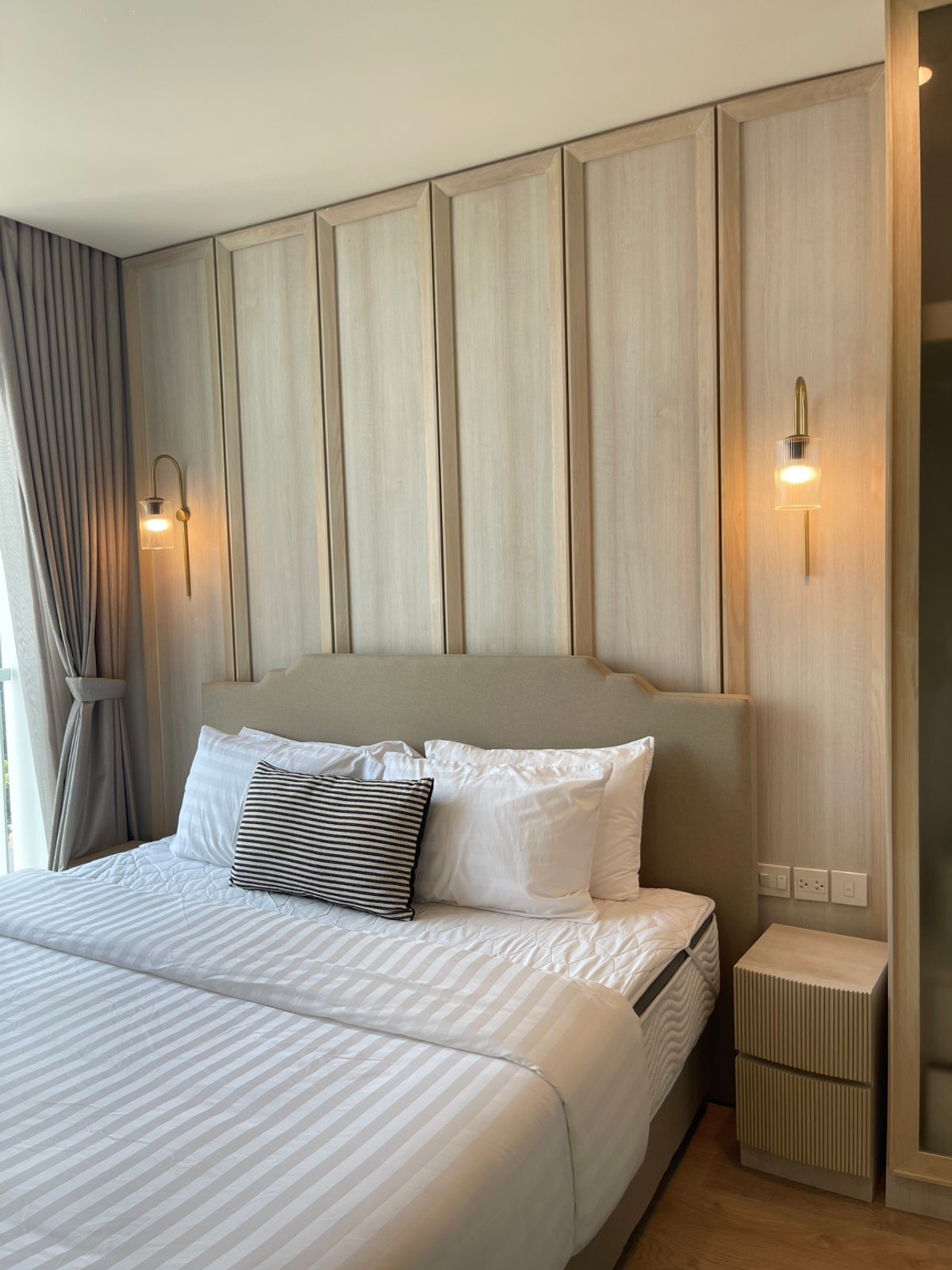 For RentCondoSukhumvit, Asoke, Thonglor : Condo for rent Noble Recole 2 bedrooms 2 bathrooms Fully furnished. Ready to move in!