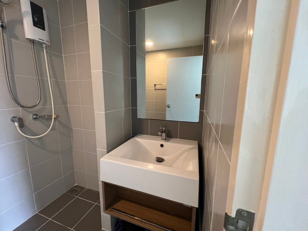 For RentCondoKasetsart, Ratchayothin : Condo for rent, Kensington Kaset Campus, 2 bedrooms, next to Kasetsart University fence, BTS Bang Bua, just 1 minute.