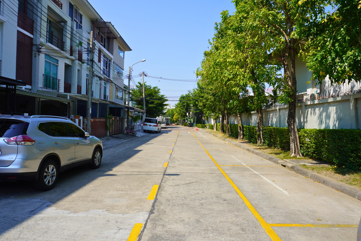 ขายบ้านสาทร นราธิวาส : ขายบ้าน 4 ชั้น โครงการธนาพัฒน์ เฮ้าส์ ซอยนนทรี 20  ทำเลศักยภาพ ใจกลางสาทร–พระราม 3 