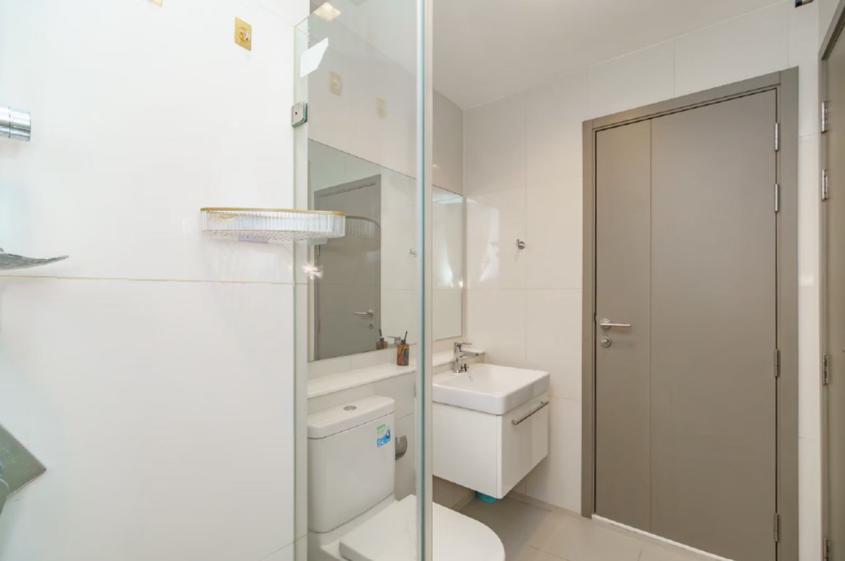 ให้เช่าคอนโดพระราม 9 เพชรบุรีตัดใหม่ RCA : ให้เช่า Life Asoke Hype ราคา 37,000 บาท [MPr260403]