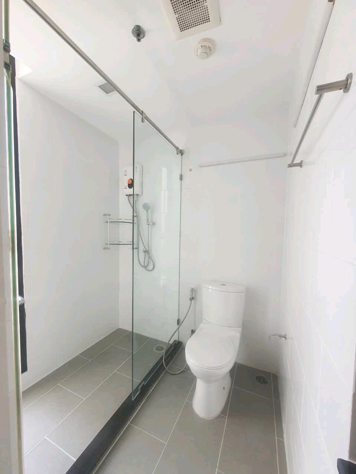 ให้เช่าคอนโดท่าพระ ตลาดพลู วุฒากาศ : 🔥 **FOR RENT: PE:LA CONDO WUTTHAKAT (BTS WUTTHAKAT)**