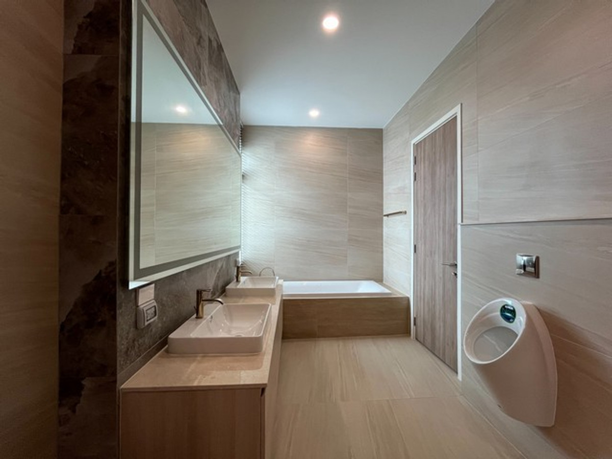 For SaleHousePinklao, Charansanitwong : House for sale, The Master Ratchaphruek - Pinklao project, land area 172 sq m, very special discount.