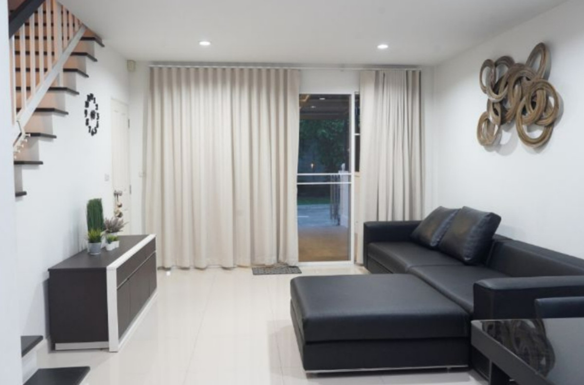 For RentTownhomeLadprao101, Happy Land, The Mall Bang Kapi : ✨ For rent, 3-story townhome, Town Plus X Ladprao project, 3 bedrooms, 3 bathrooms, 27 sq m 🏡💖
