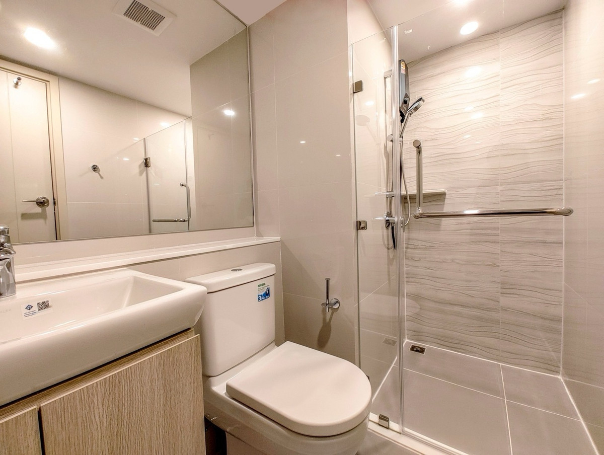 ให้เช่าคอนโดคลองเตย กล้วยน้ำไท : For rent Life Rama4-Asoke