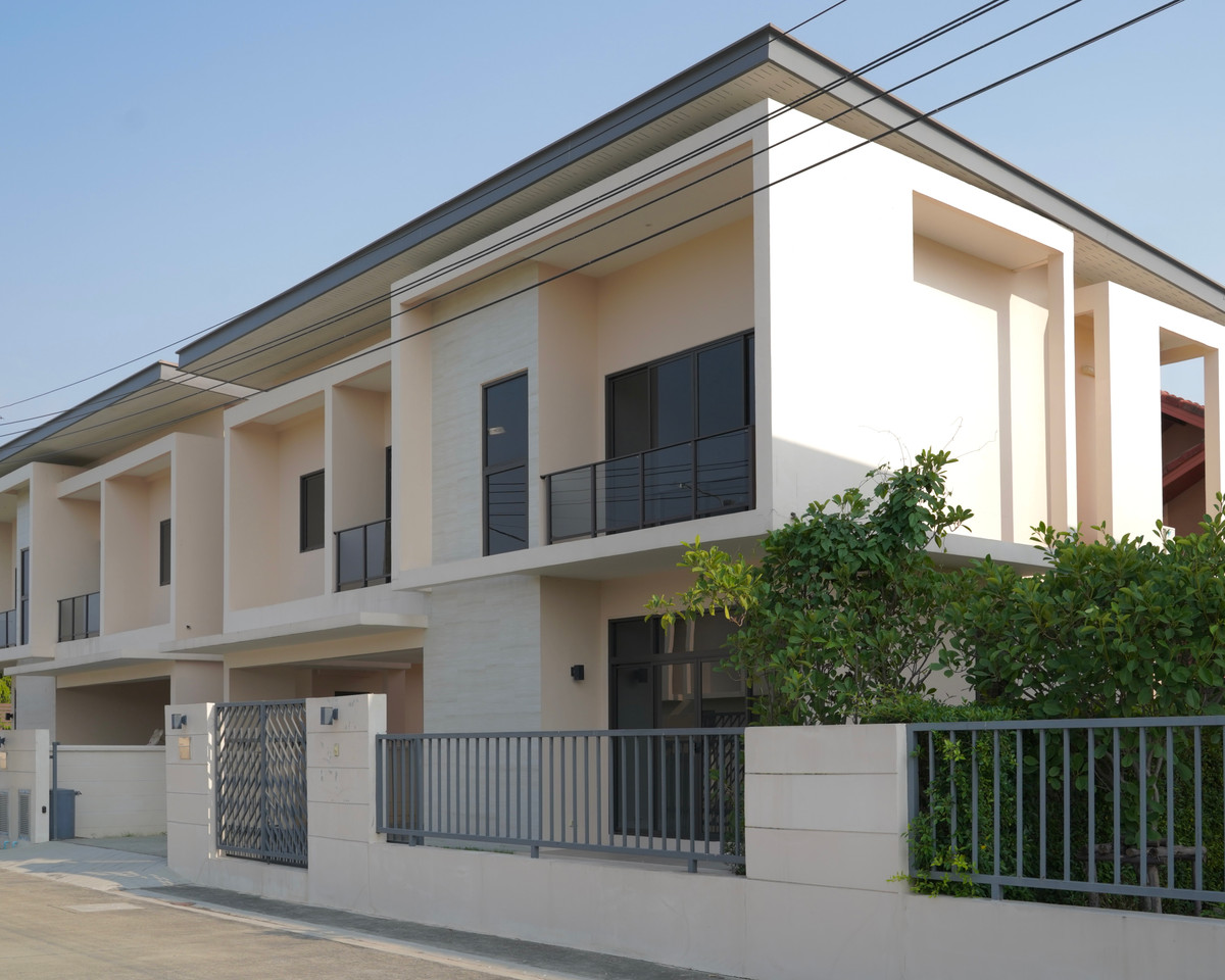 For SaleHouseNawamin, Ramindra : 2-story detached house for sale, complete functions, ready to move in 459/32, make an appointment to view the house, call 093 996 6742