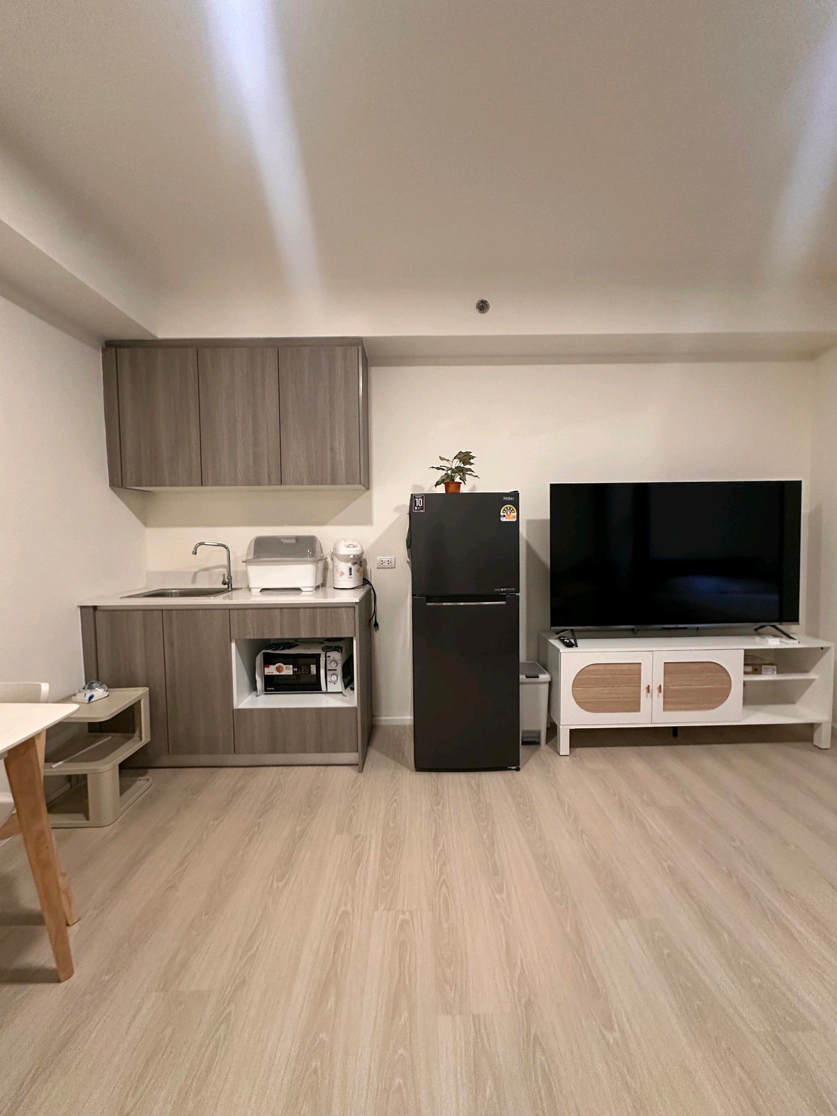 For RentCondoBangna, Bearing, Lasalle : For rent A Space Mega 2 / 34 sq m. 15,000 ready to move in.